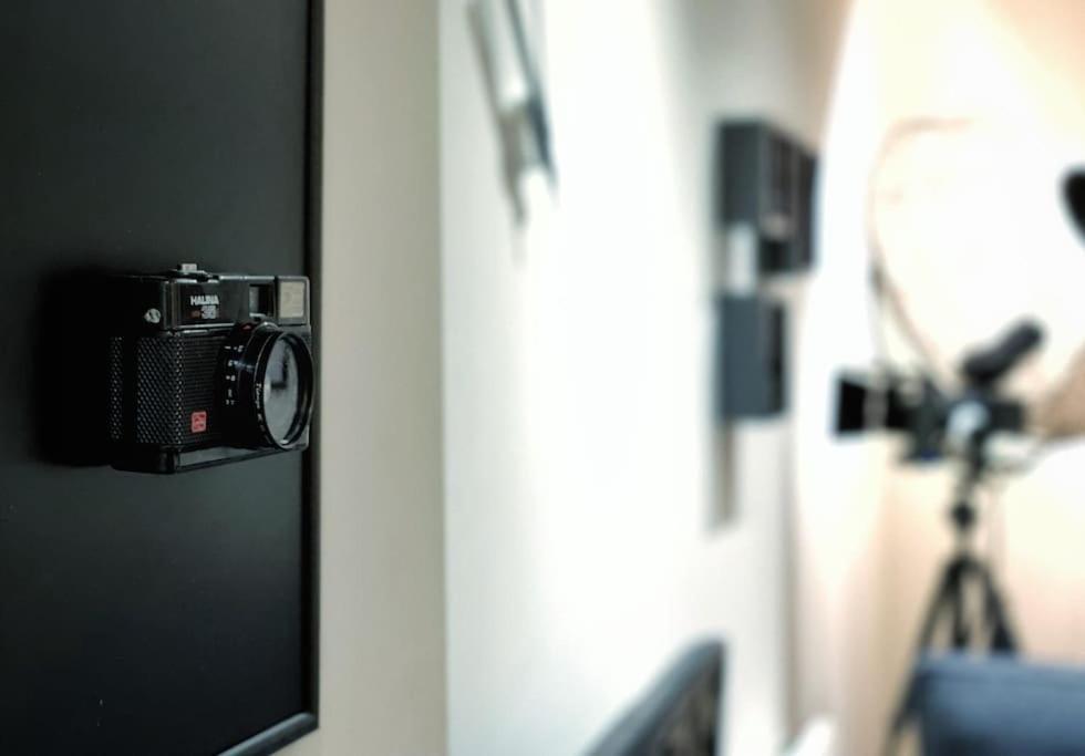 Two Bedroom Luxury Apt With Film Style Swansea Dış mekan fotoğraf